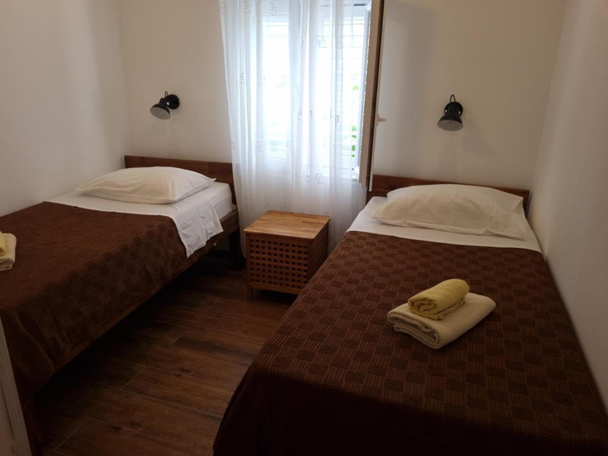Delmar Διαμέρισμα Komiža Εξωτερικό φωτογραφία